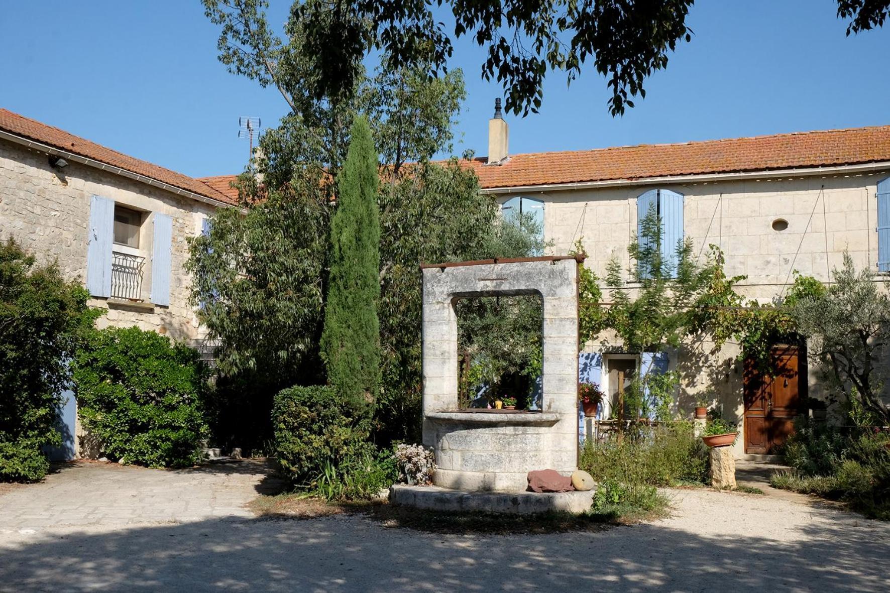 Mas D'Artaud Leilighet Arles Eksteriør bilde